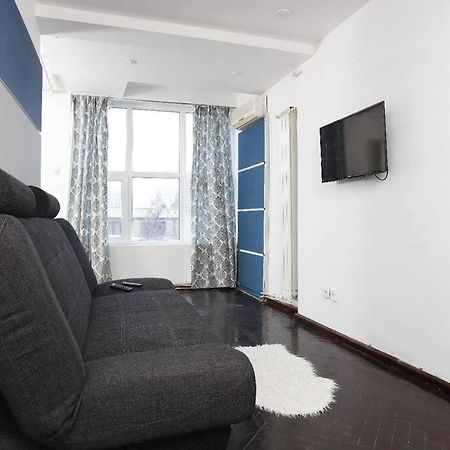 1 Bdrm Apartment In City Center Bukurešť Exteriér fotografie