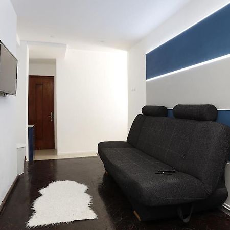 1 Bdrm Apartment In City Center Bukurešť Exteriér fotografie