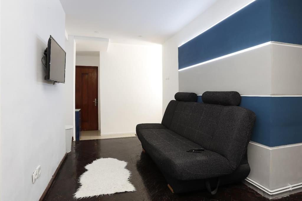 1 Bdrm Apartment In City Center Bukurešť Exteriér fotografie